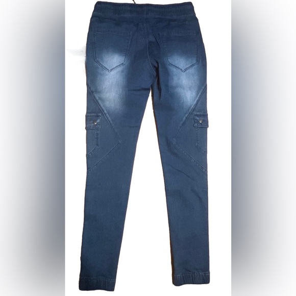 Stretchy Boutique jeans - Picture 3 of 4